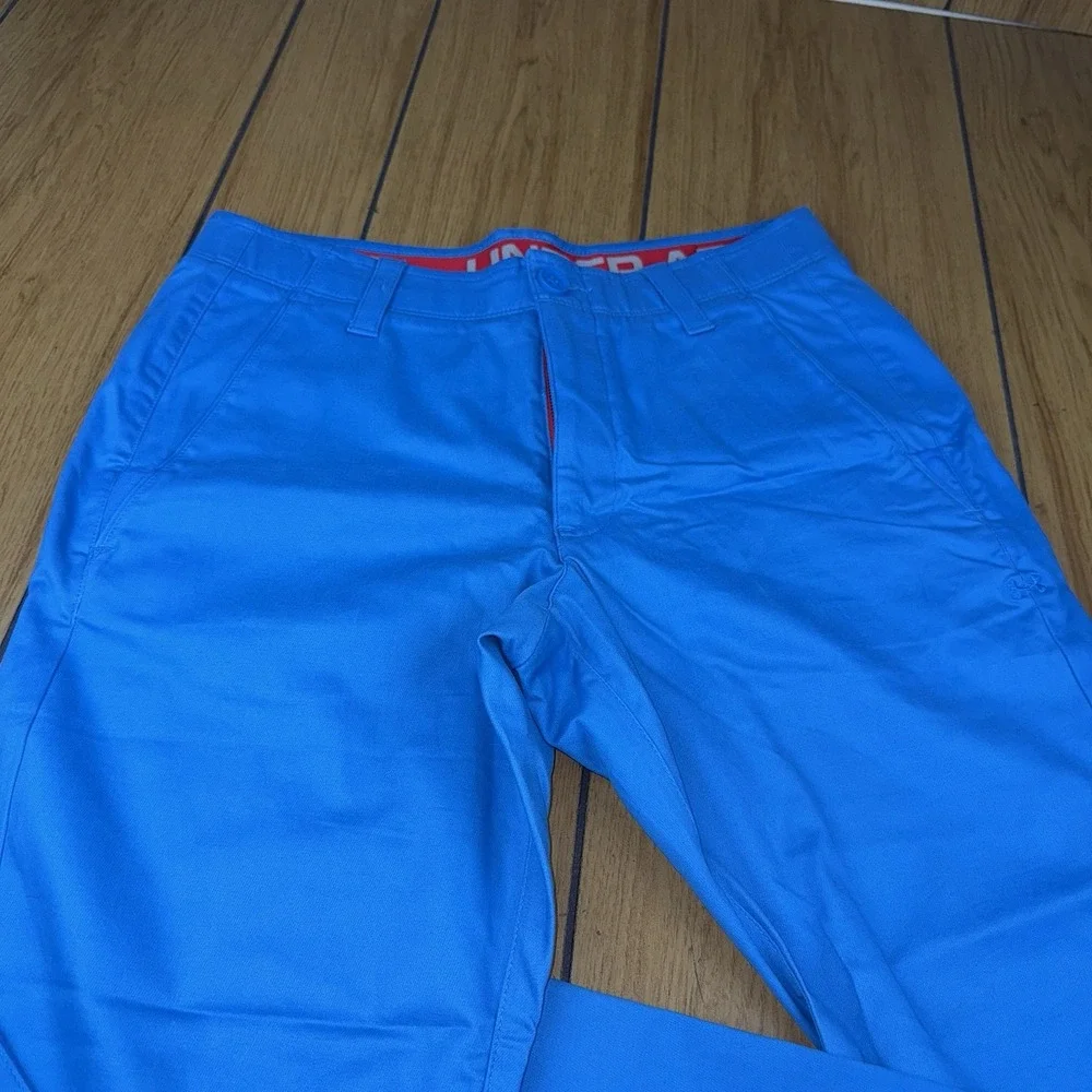 Under Armour‎ Stretch Men's Taper Leg Pants Size 32/30 EUC